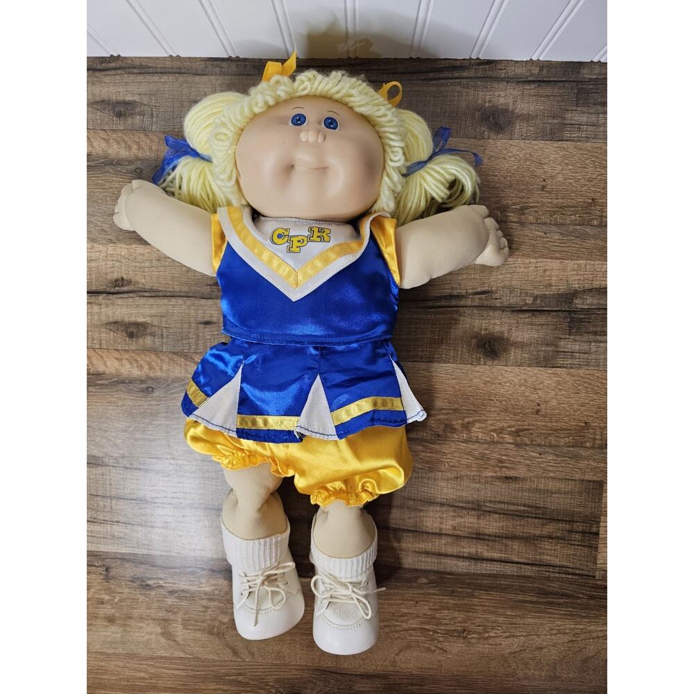 Cabbage Patch Kids 1984 Blonde Hair Blue Eye Cheerleader Doll Vintage - Picture 8 of 8